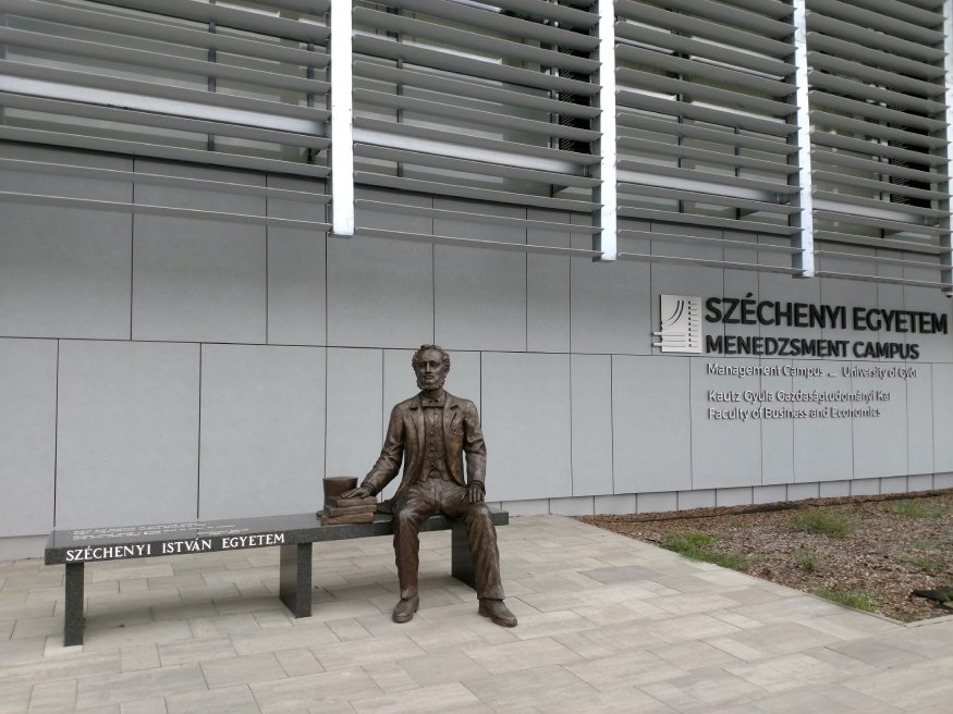 Đại học Széchenyi István