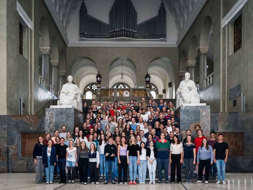 Các câu hỏi thường gặp về Đại học Ludwig Maximilian Munich