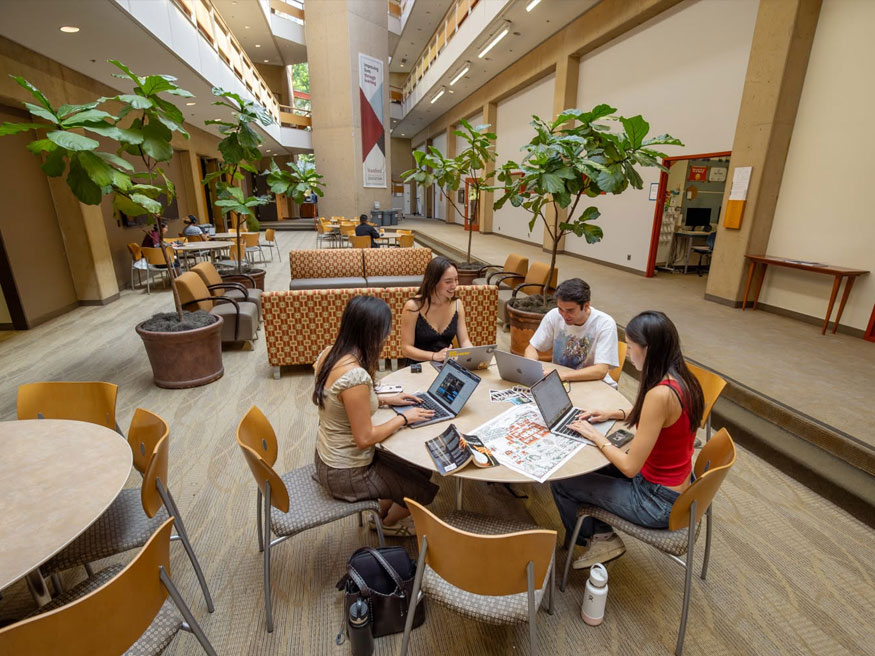 Chi phí trường Đại học Stanford