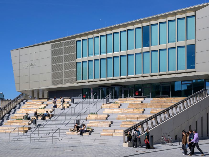 Đại học Heidelberg học bổng cho nhiều chương trình đào tạo 