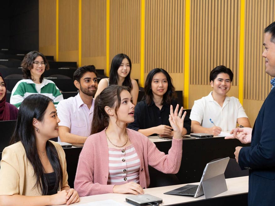 Học phí và chi phí du học tại SIM