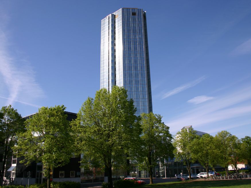 Học phí, học bổng và chi phí sinh hoạt tại Đại học Halmstad University