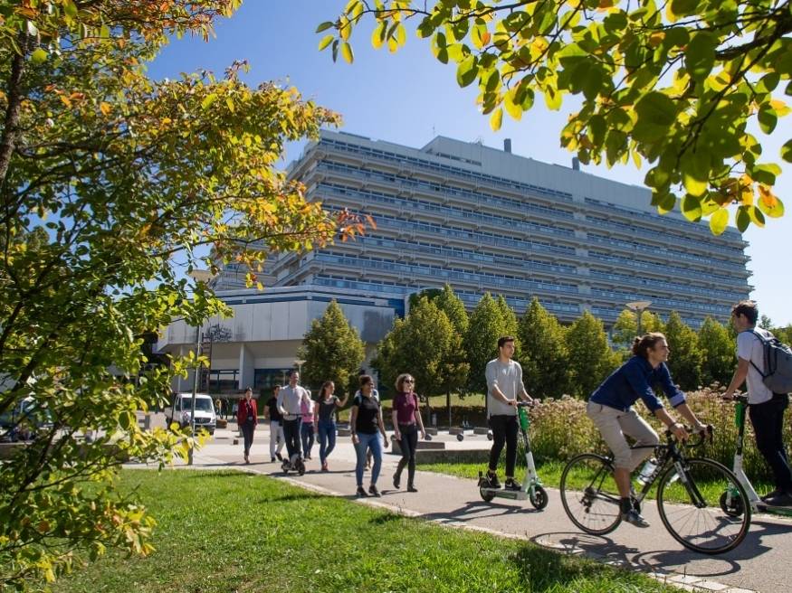 Điều kiện du học Đại học Stuttgart