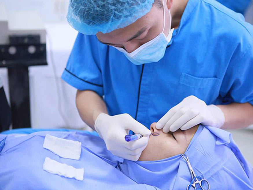 Học phí, chi phí và học bổng ngành thẩm mỹ tại Mỹ