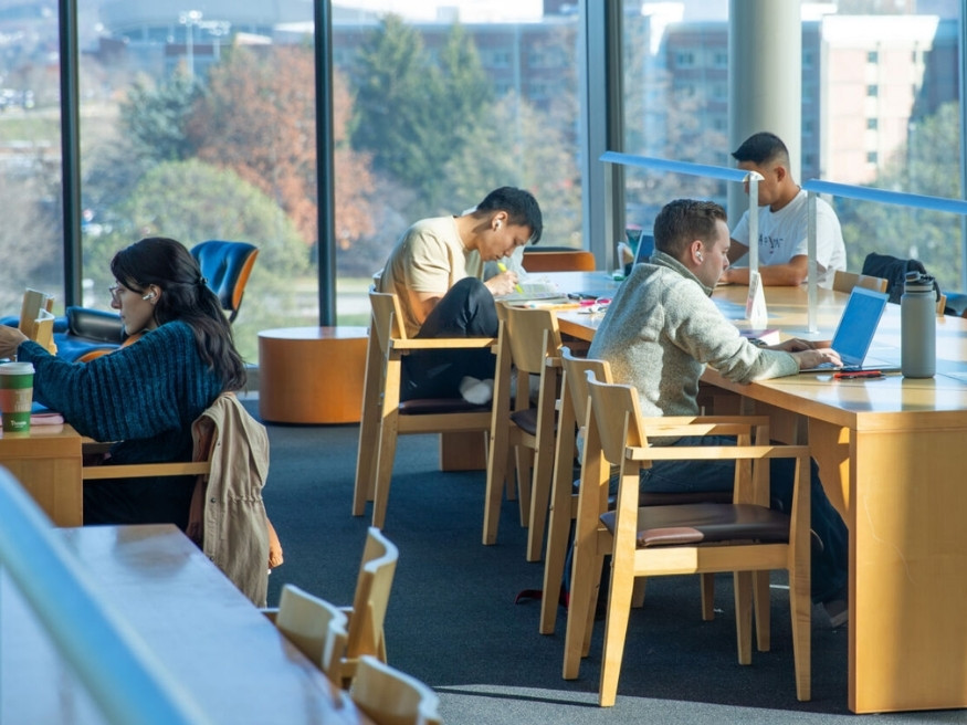 Điều kiện đầu vào của Trường Penn State Dickinson Law