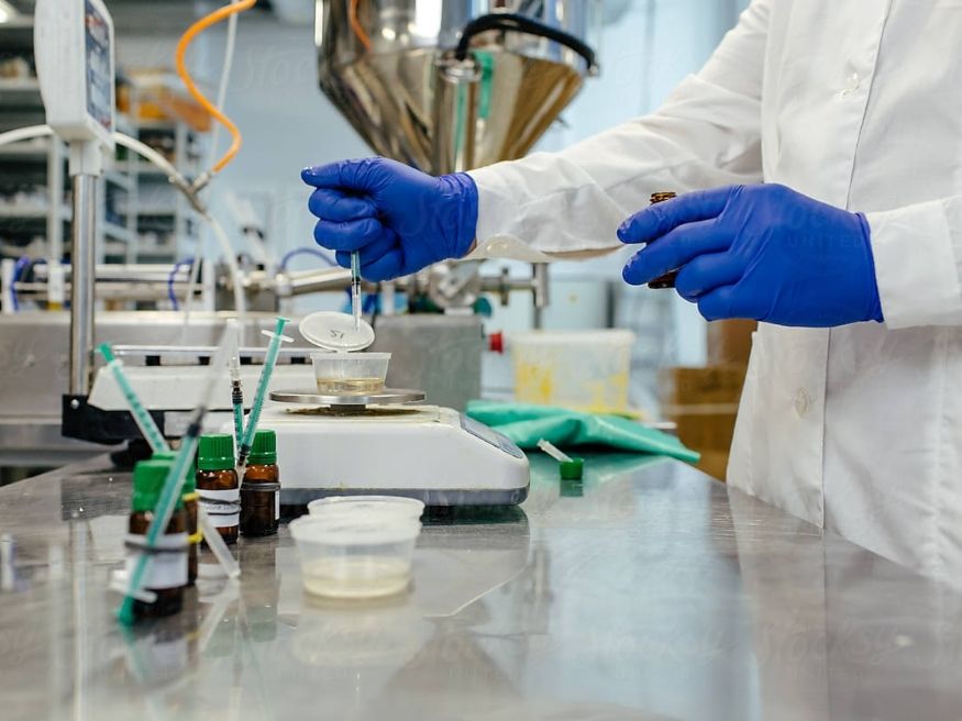 Điều kiện du học Pháp ngành hóa mỹ phẩm