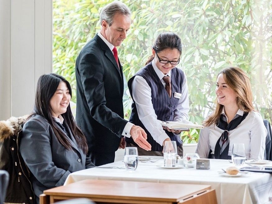 Điều kiện du học Pháp ngành khách sạn