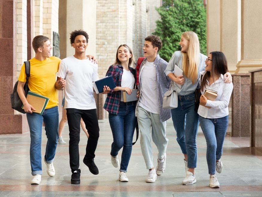Ai nên và không nên du học Séc