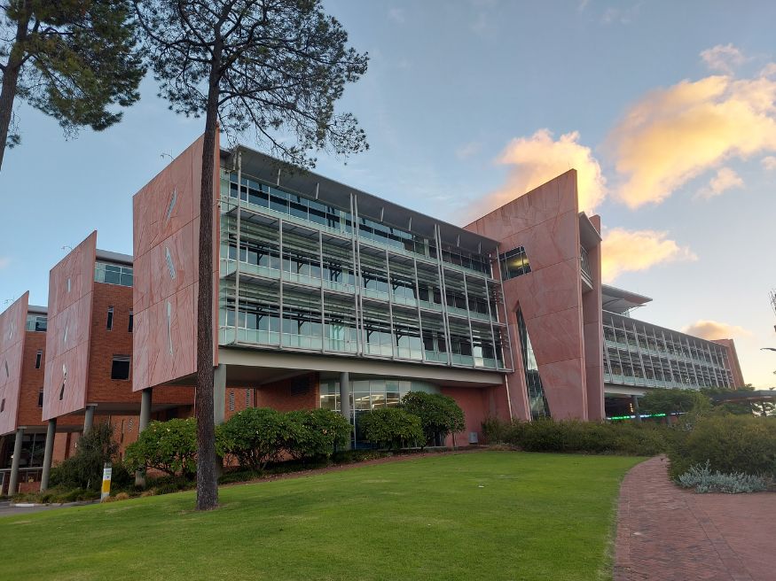 Điều kiện đầu vào và quy trình nộp hồ sơ vào Đại học Curtin University Úc