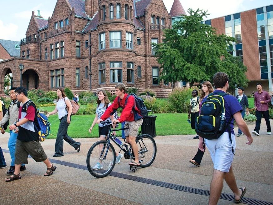 Điều kiện tuyển sinh của Đại học Saint Louis University