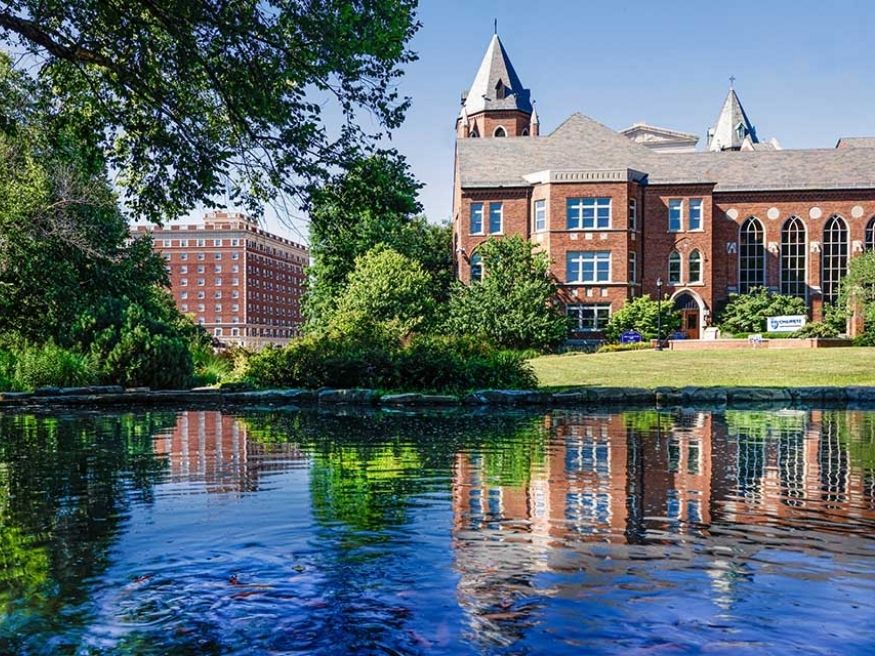 Quy trình nộp hồ sơ vào Đại học Saint Louis University