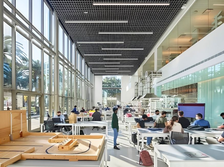 Ưu điểm và hạn chế khi du học tại Đại học Santa Clara University