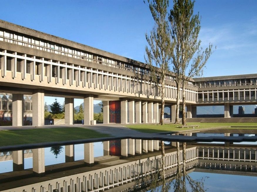 Đại học Simon Fraser University