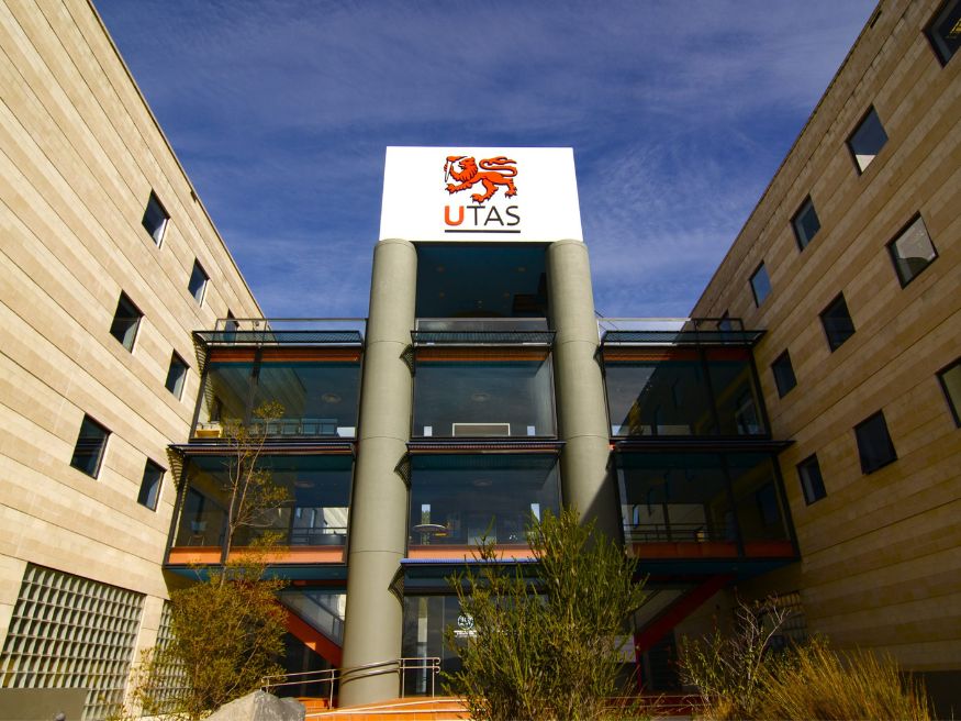 Giải đáp câu hỏi thường gặp về Đại học Tasmania