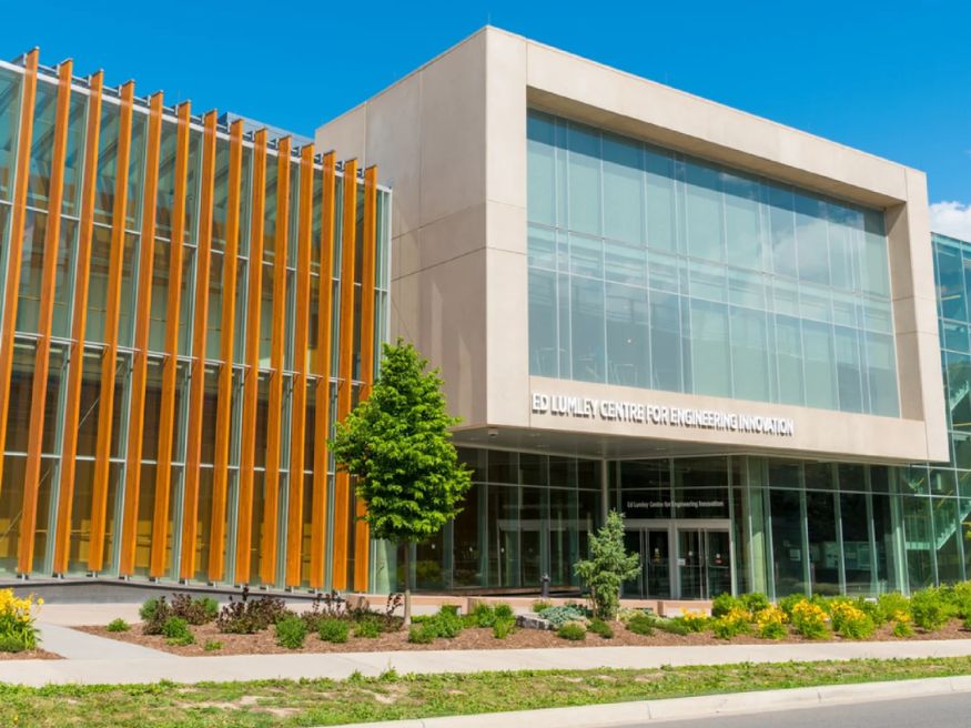 Câu hỏi thường gặp về University of Windsor