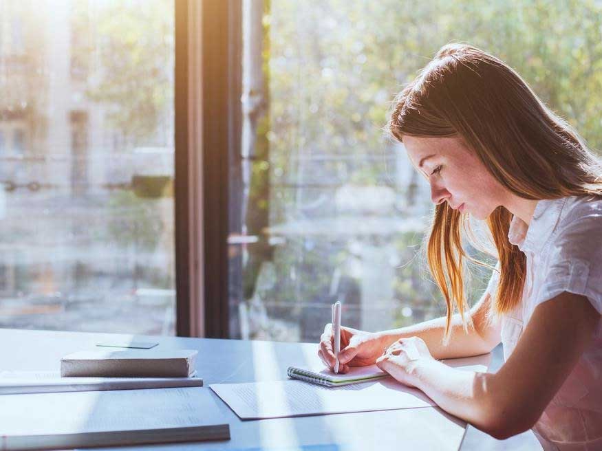 Quy trình thủ tục xin trường và nhận thư mời nhập học tại Thuỵ Sĩ