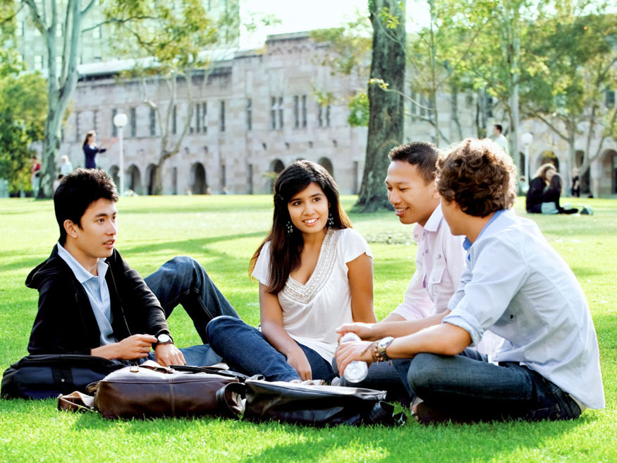 Trải nghiệm về cuộc sống, học tập cho du học sinh Tây Ban Nh