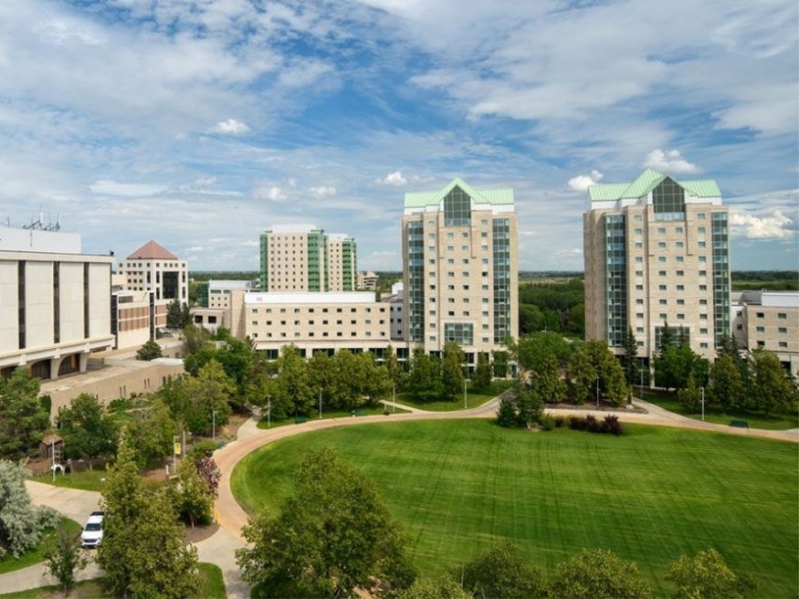 Điều kiện tuyển sinh và yêu cầu hồ sơ University of Regina