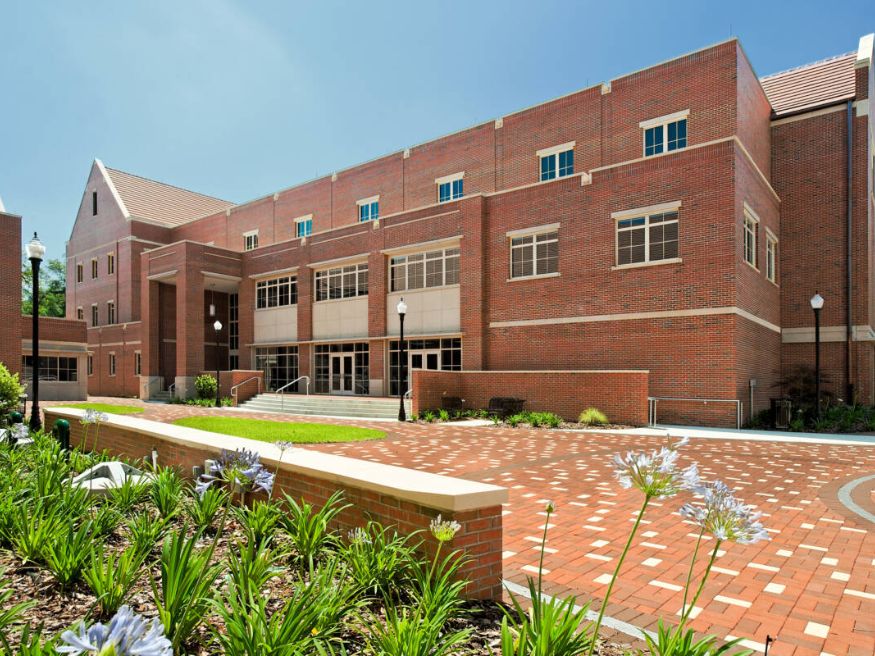 Các ngành học nổi bật và cơ hội nghiên cứu tại Florida State University
