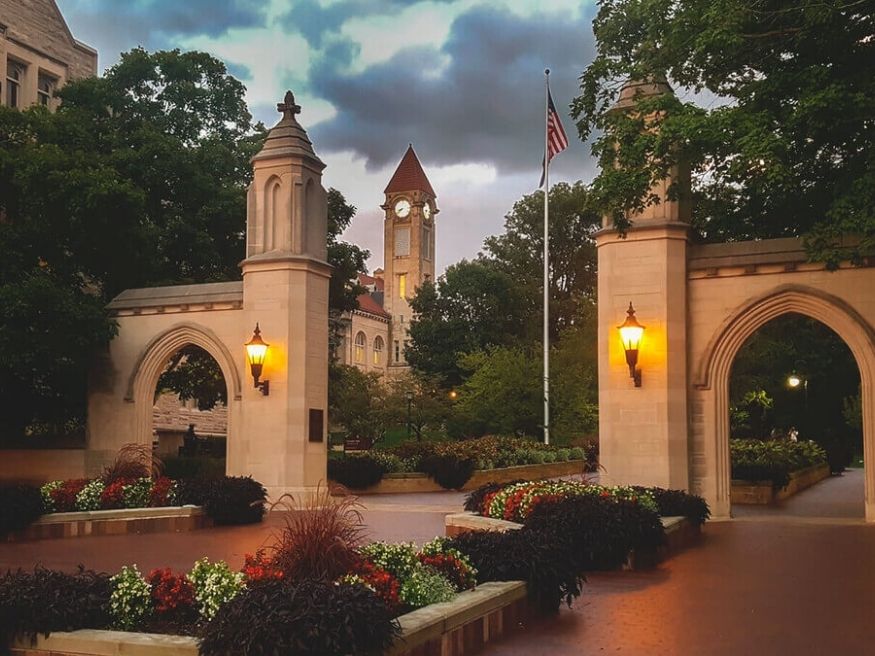 Học phí và học bổng tại Indiana University Bloomington