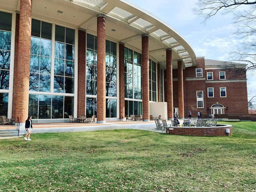 Học phí, học bổng và hỗ trợ tài chính tại Wake Forest University