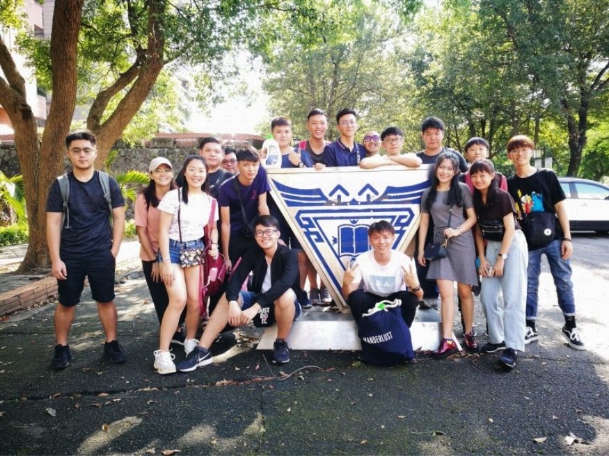 Môi trường học tập và cơ hội việc làm thêm tại Đại học Chân Lý