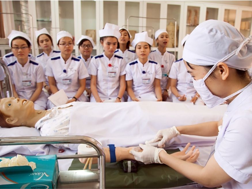 Các ngành đào tạo & chương trình học tại Đại học Công nghệ Y Nguyên Bội