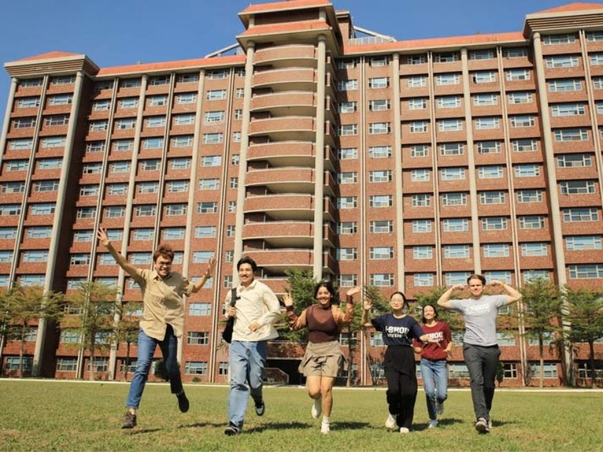 Các chương trình và ngành học nổi bật tại Đại học Nghĩa Thủ