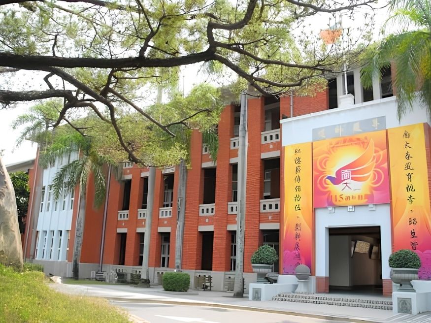 Học phí, chi phí sinh hoạt và học bổng du học Đại học Quốc lập Đài Nam
