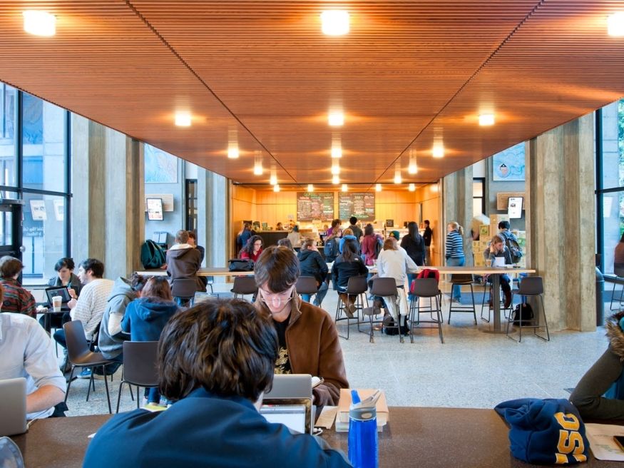 Học phí, chi phí sinh hoạt và học bổng tại UC Santa Cruz