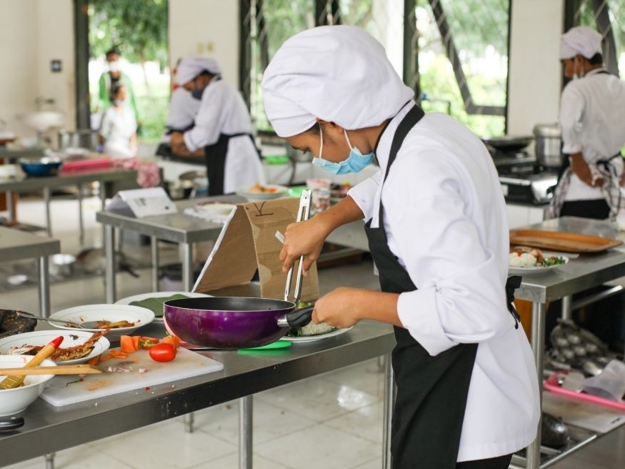 Chi phí du học Mỹ ngành đầu bếp